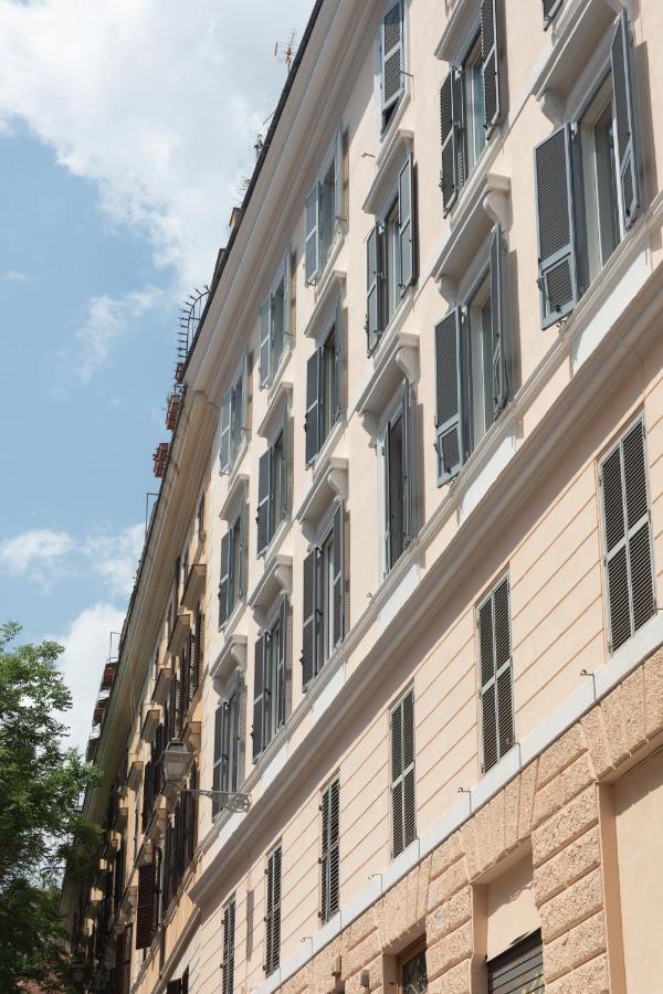 Colosseo Apartment- Heart Of Rione Monti Рим Екстериор снимка