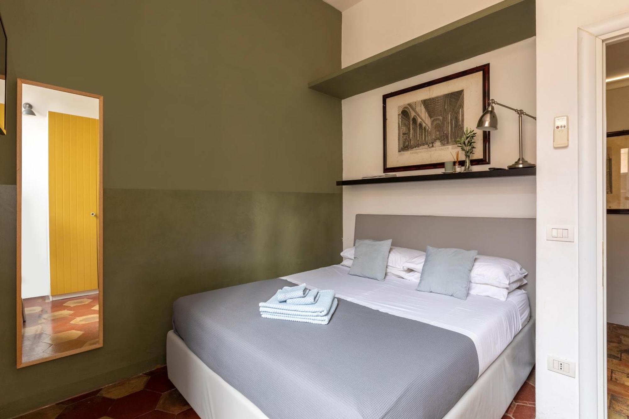 Colosseo Apartment- Heart Of Rione Monti Рим Екстериор снимка